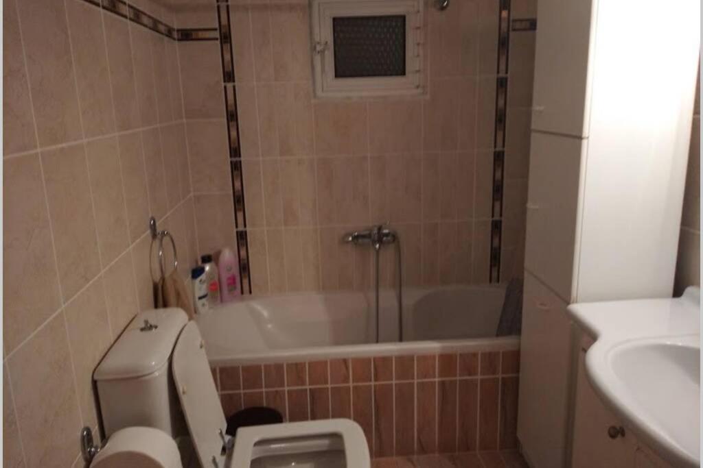 Debby'S Central Apartment Kavála Ngoại thất bức ảnh
