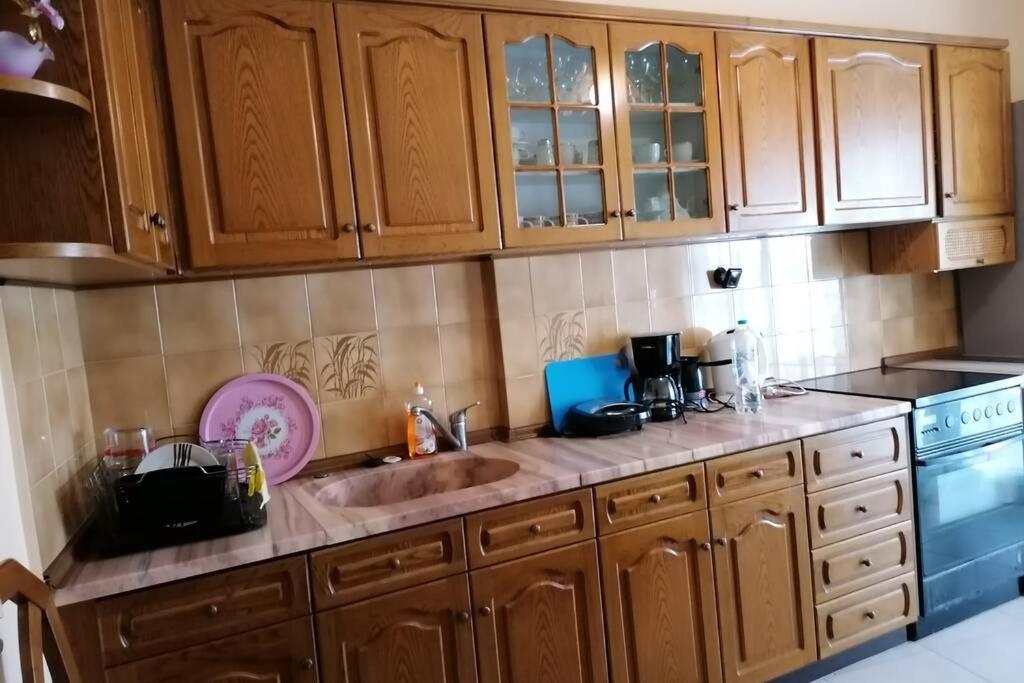 Debby'S Central Apartment Kavála Ngoại thất bức ảnh