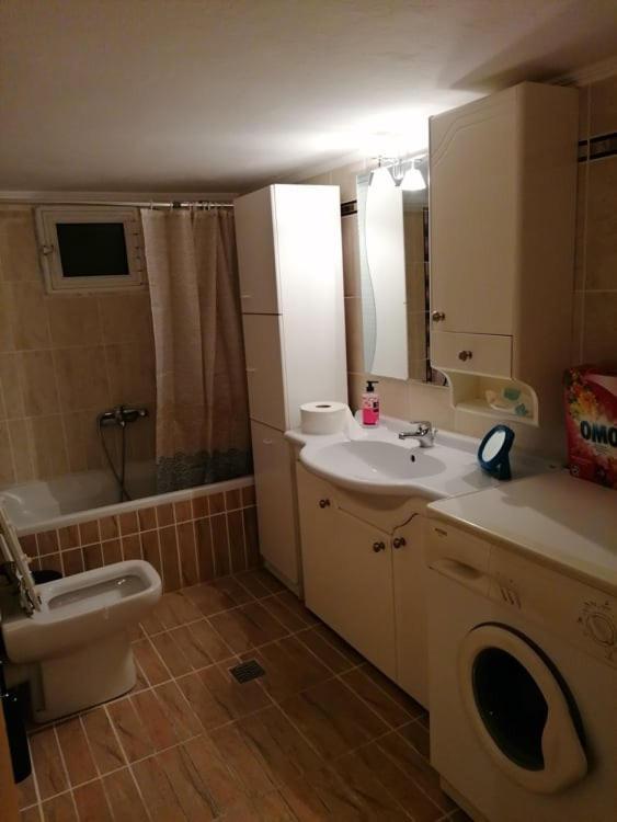 Debby'S Central Apartment Kavála Ngoại thất bức ảnh